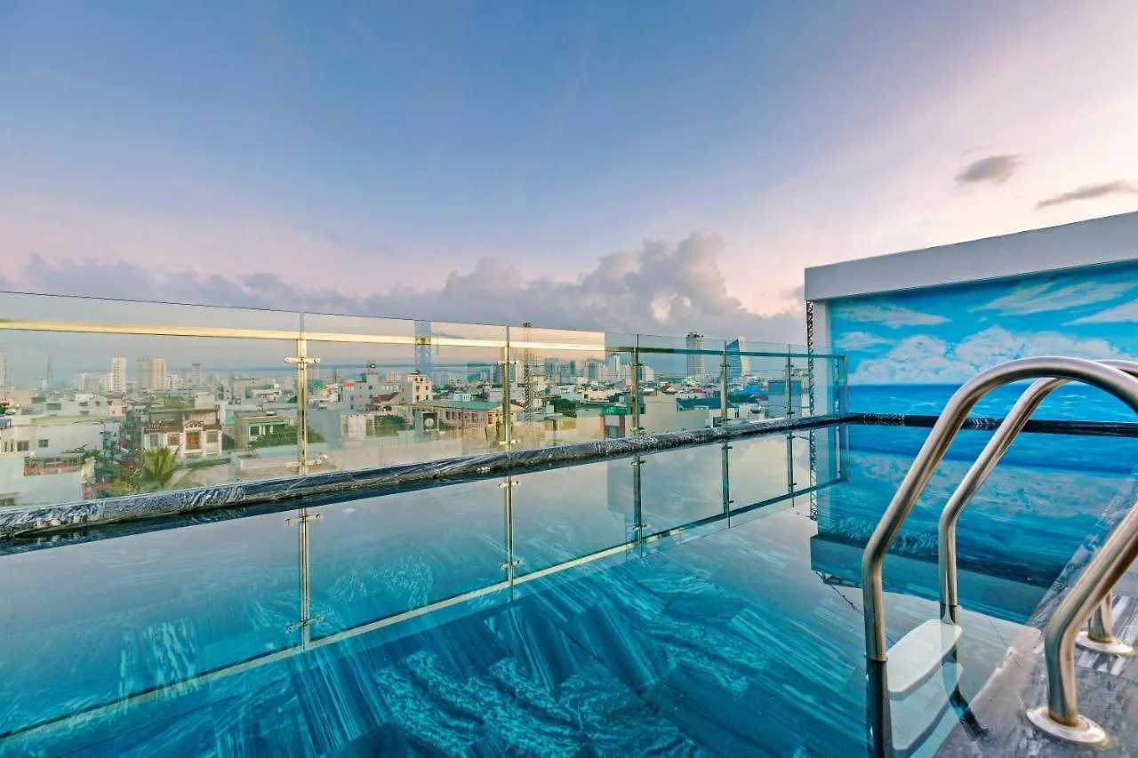 Lyn'S Hotel & Apartment Da Nang